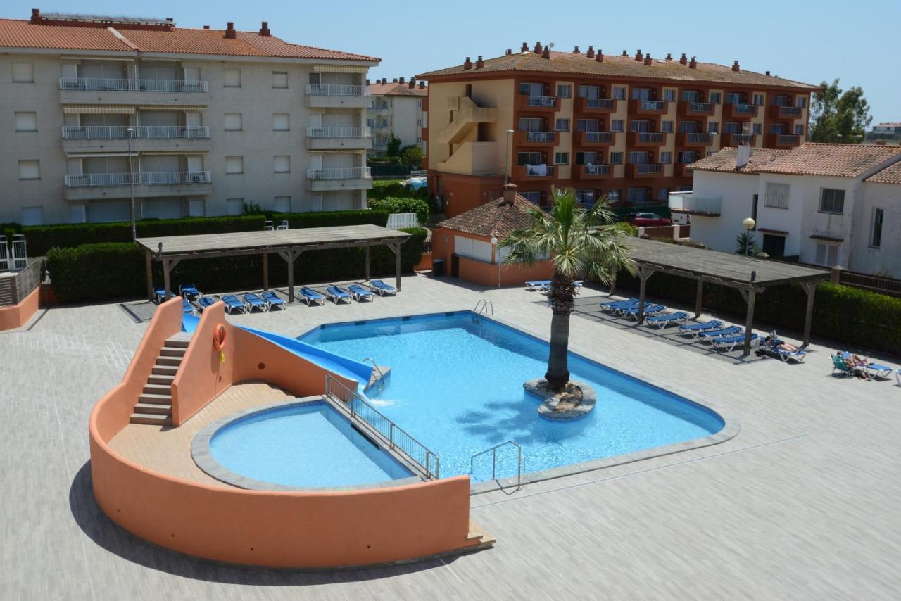 Apartamentos Familiares Sa Gavina Estartit L'Estartit Dış mekan fotoğraf